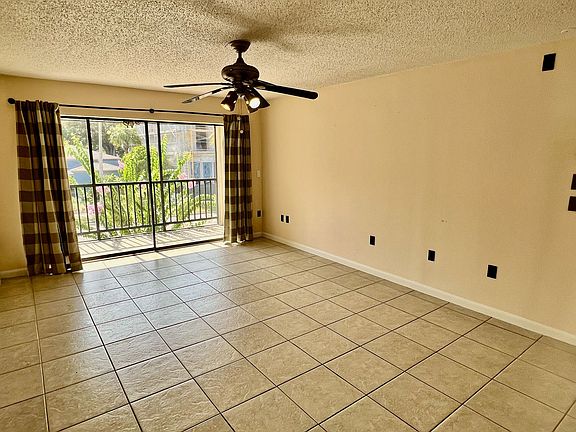 2nd image of 631 N Orange Ave Unit 201