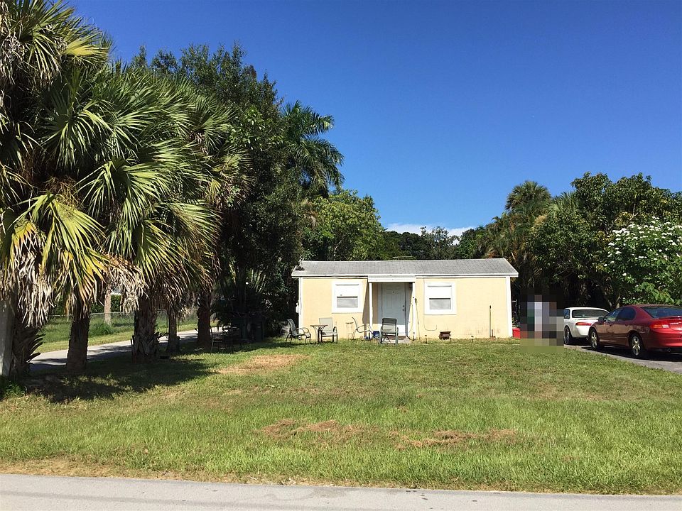 1st image of 1790 SW 30th Ter