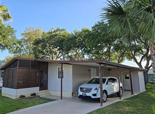 204 Town And Country Blvd, Sebring, FL 33870