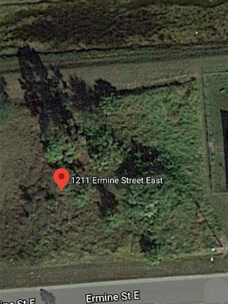 3rd image of 1211 Ermine St E