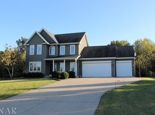 8293 Garden Rd, Carlock, IL 61725