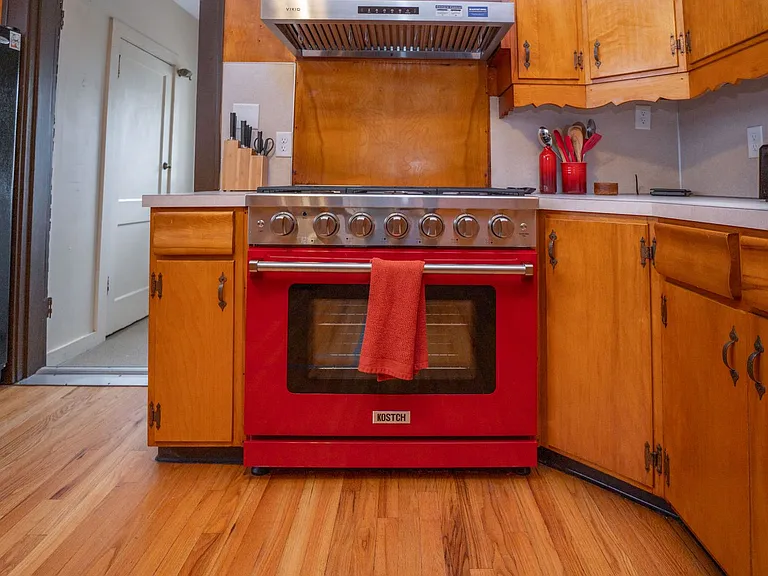 303 N Woodrow St — Photo 9