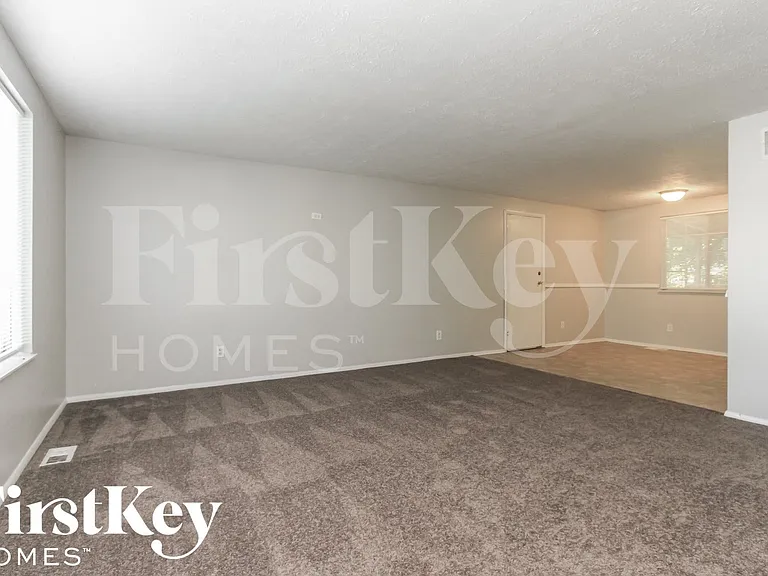 2530 Fairhaven Dr — Photo 5
