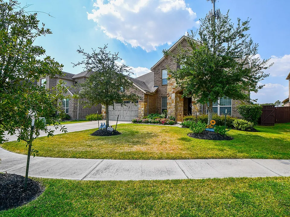 25106 Sundance Park Ln