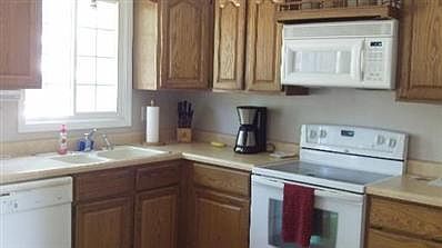 5th image of 670 Independence Dr