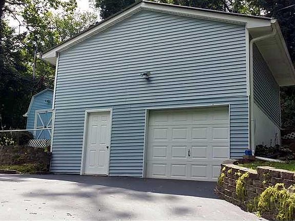 2nd image of 11093 E Dogwood Ln