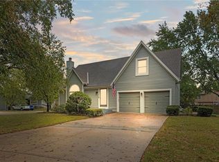 7705 W 154th St, Overland Park, KS 66223