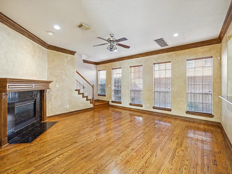 2802 Briarhurst Park — Photo 4