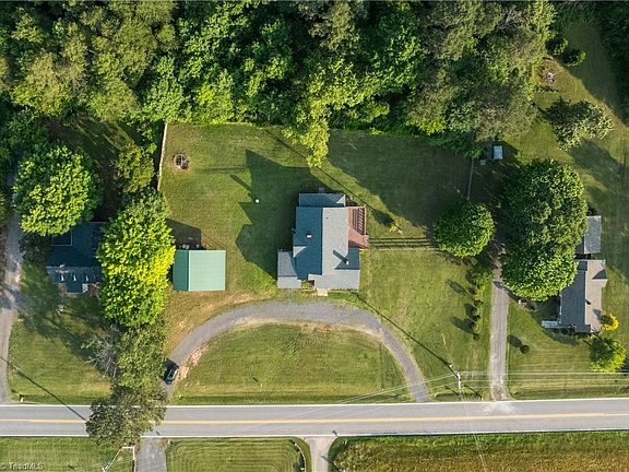 5th image of 2132 Courtney Huntsville Rd
