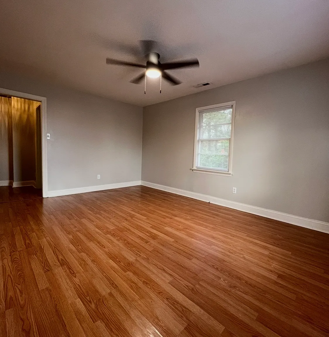 2 bed, 802 sqft, $1,200 — Photo 3