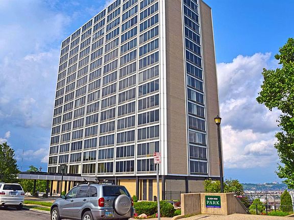 4th image of 810 Matson Pl Unit 1403