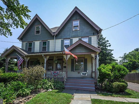 4th image of 130 W Richardson Ave