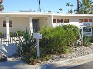 2074 E Calle Lileta, Palm Springs, CA 92262