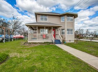 209 Stallings St, Terrell, TX 75160