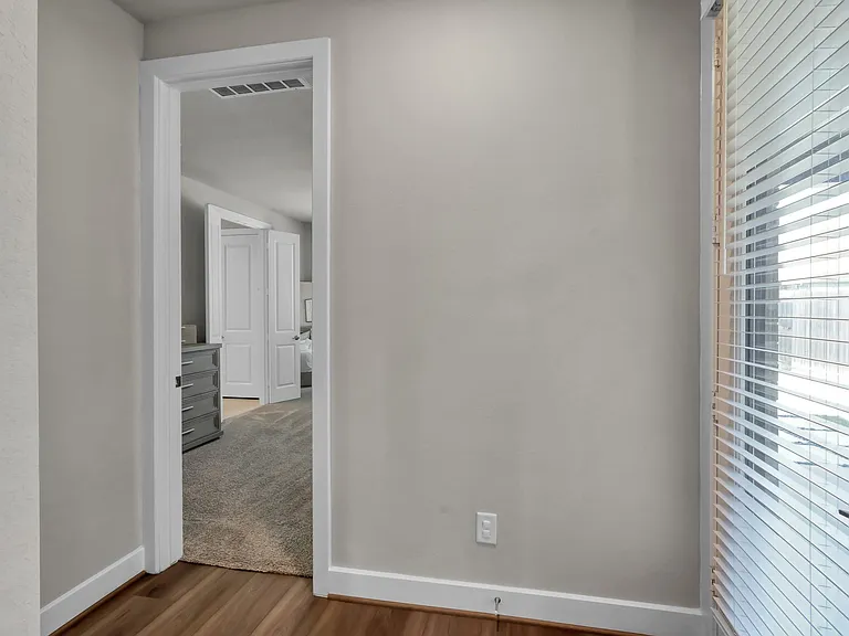 1123 Five T Ln — Photo 22