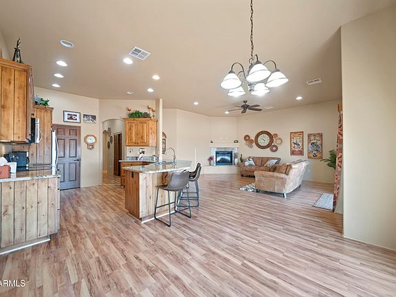 5th image of 51921 N 461 Avenue