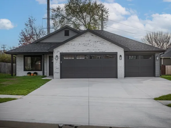 3515 SE Howard Dr, Topeka, KS 66605
