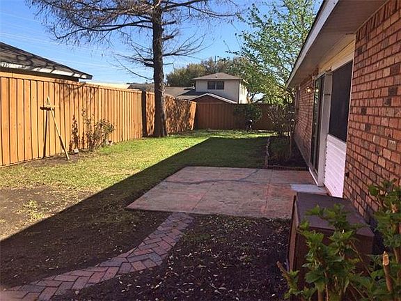 5th image of 4836 Ash Glen Ln