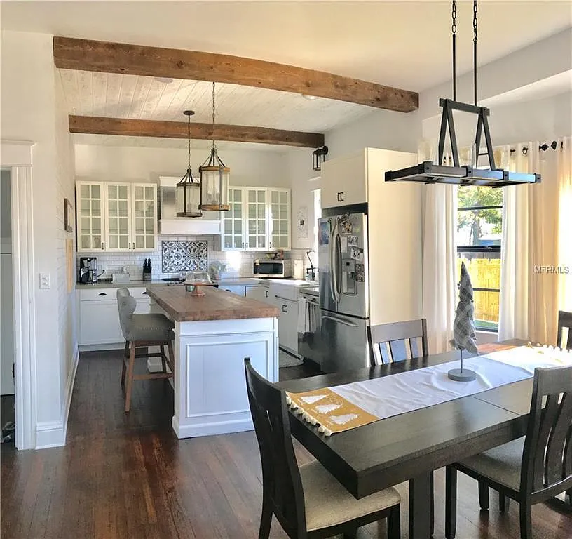 4 bed, 2.5 bath, 1632 sqft, $4,000 — Photo 3