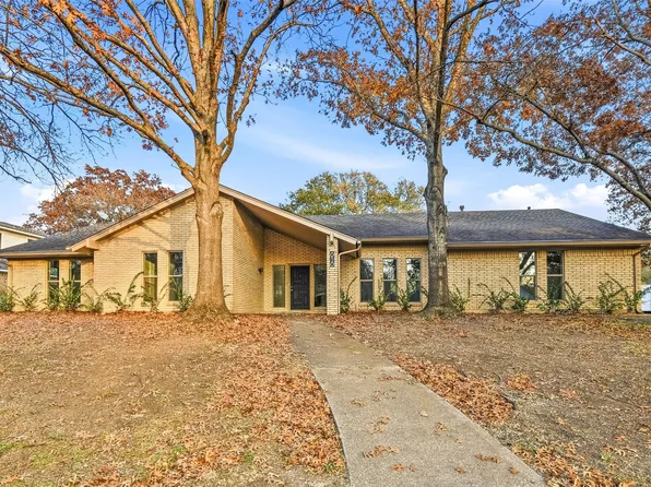 618 Green Hills Ct, Duncanville, TX 75137