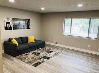 2639 Columbia Rd APT 6, Berkley, MI 48072