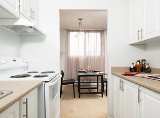 Riverside Towers, Ottawa, ON K1G 3P7