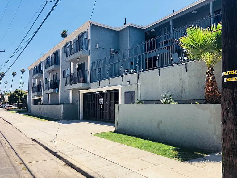 Playa Palms Apartments LLC — Photo 18