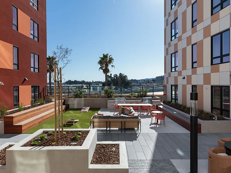 Station 16 Apartments — Photo 46