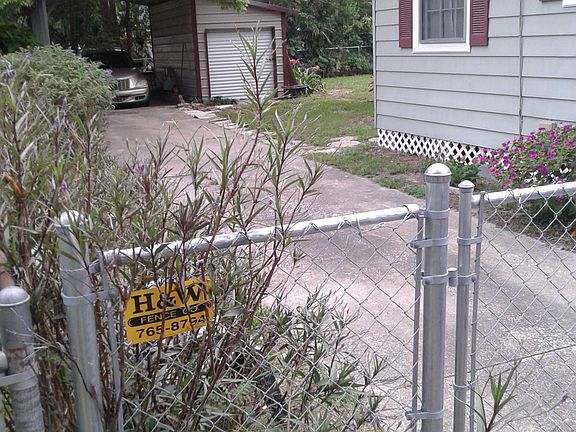 3rd image of 4810 Sefa Cir N