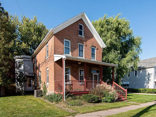 2513 Broadway St, Dubuque, IA 52001