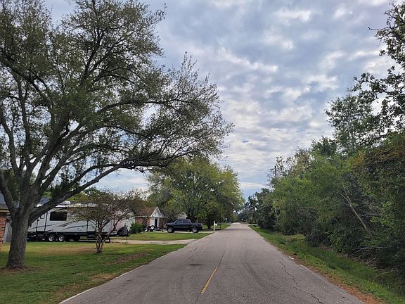 4th image of 3405 Westview Dr