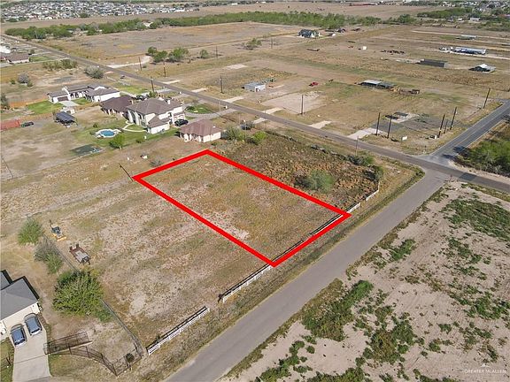 4th image of 5157 N Cesar Chavez Rd