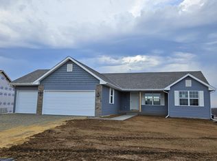 3668 Night Hawk Dr, Beloit, WI 53511