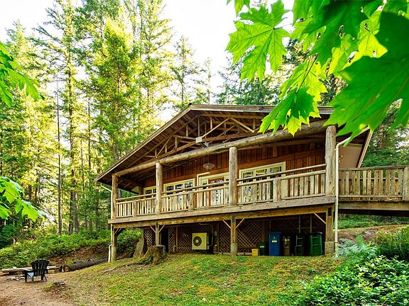 2nd image of 3003 Glen Eagles Rd