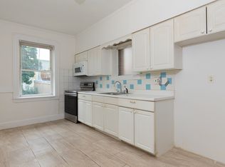 907 20th St FLOOR 2, Union City, NJ 07087