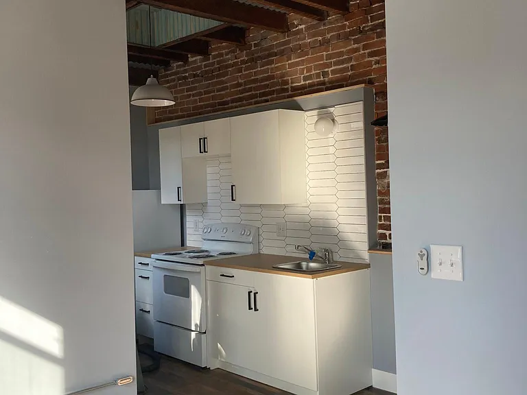 50 E High St #5 — Photo 7
