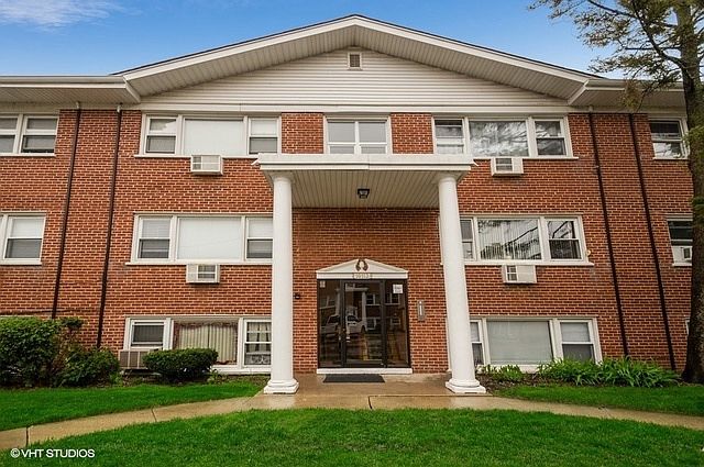 1st image of 10113 Hartford Ct APT 3B