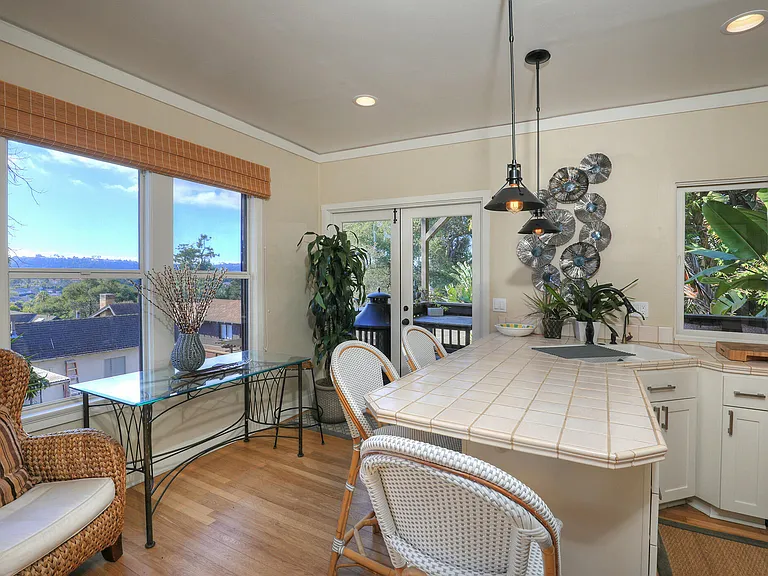 1423 Alta Vista Rd — Photo 15