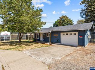402 SW Ivy Rd, Estacada, OR 97023