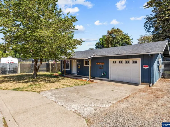 402 SW Ivy Rd, Estacada, OR 97023