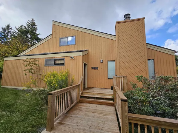 200 Wabasso Dr #21, Slatyfork, WV 26291