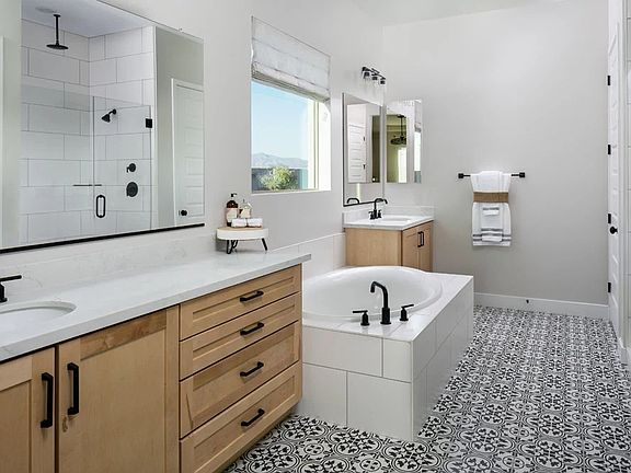 Amarillo Creek - Topaz Interior Image 3