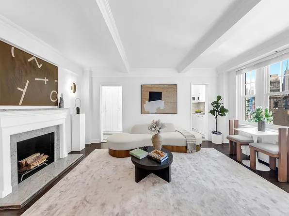 299 W 12th St #12AB, New York, NY 10014