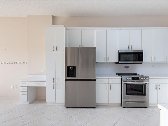 4th image of 7793 Granville Dr #411