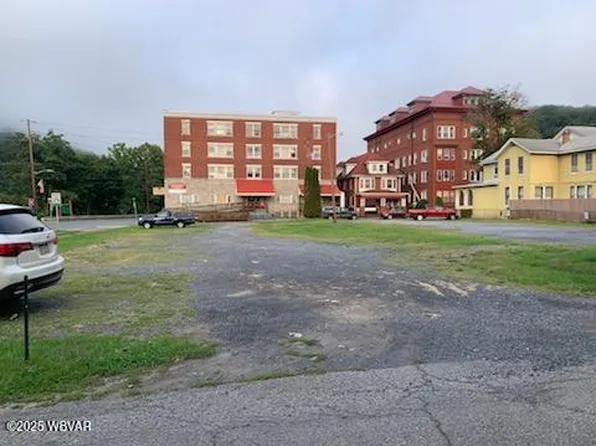 301 Huron Ave, Renovo, PA 17764