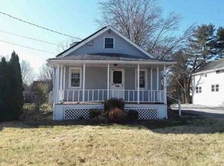 8 E Howard St, Clayton, NJ 08312