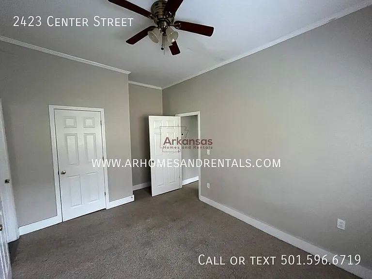 2423 Center St — Photo 9