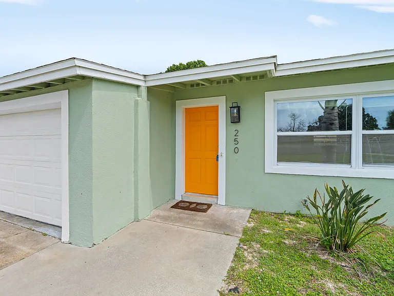 250 Carib Dr — Photo 28