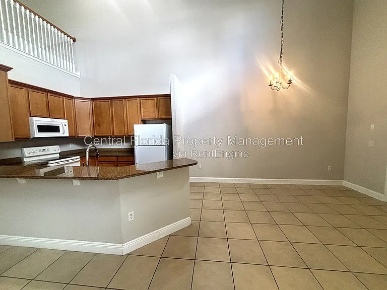 13220 Fountainbleau Dr — Photo 5