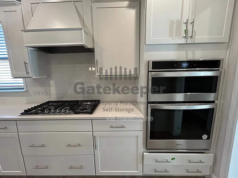 505 Colebrook Way — Photo 10